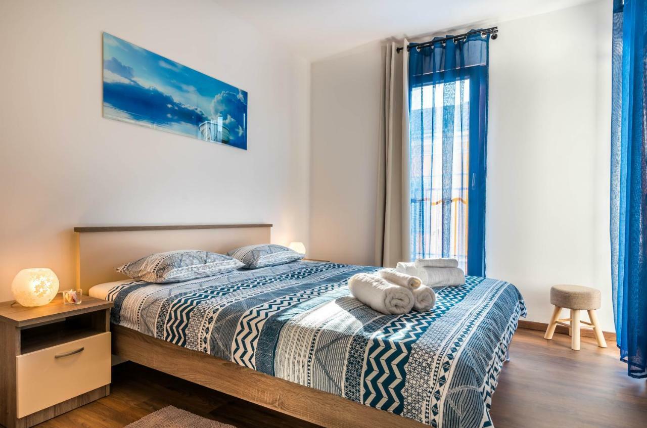 City Market Apartments Pula Exterior foto